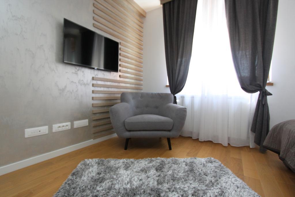 New Belgrade Apartments Magnetic, Parking 5 Evra Dan Exteriör bild