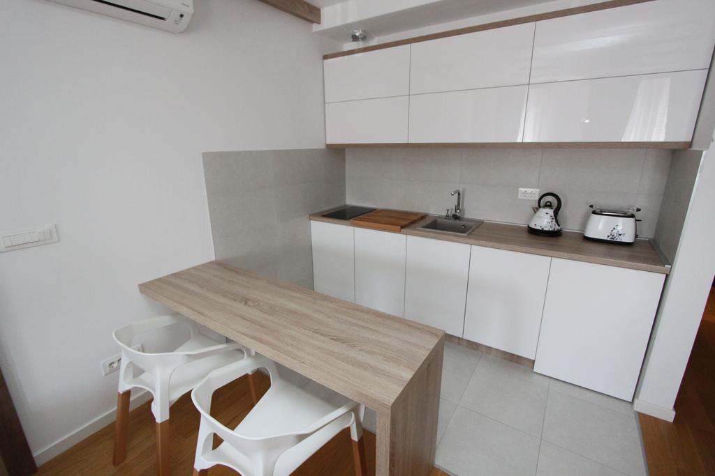 New Belgrade Apartments Magnetic, Parking 5 Evra Dan Exteriör bild